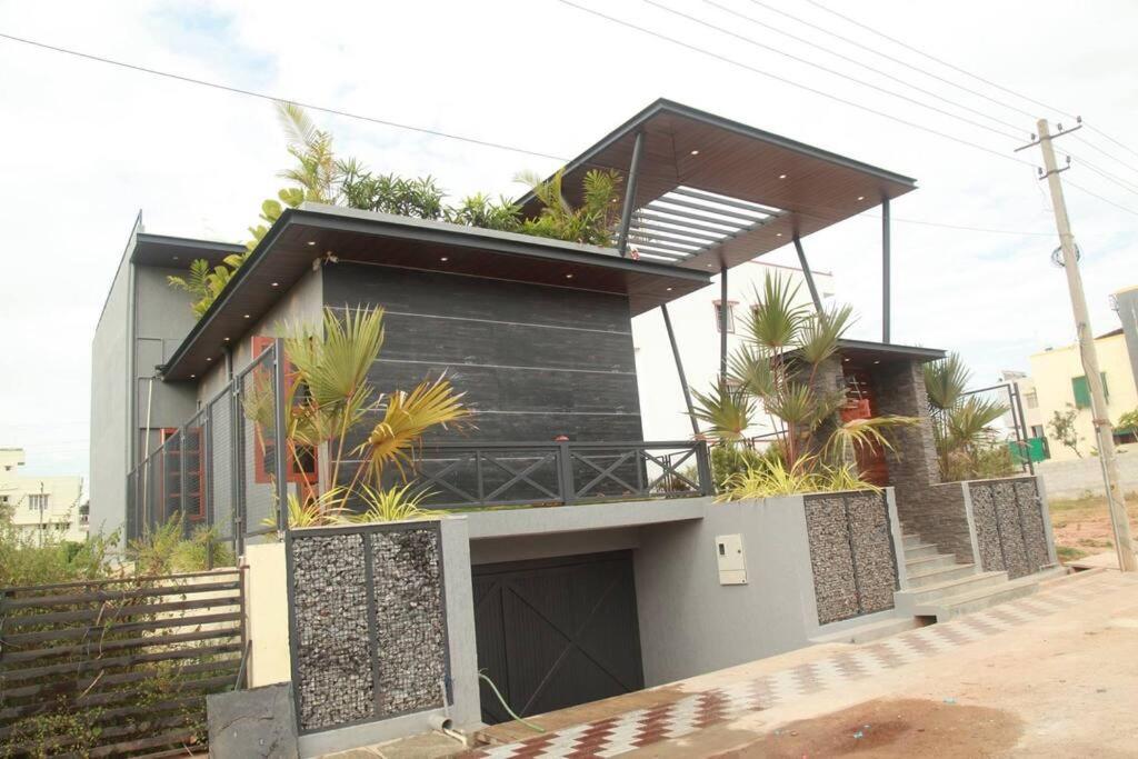 Varaa Villa Mysore Extérieur photo